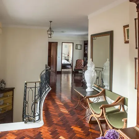 Quinta Santo Antonio Коларес